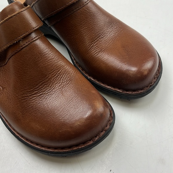 Born Avoca Leather Clog - Size 7 - G76-7 - Picture 4 of 8
